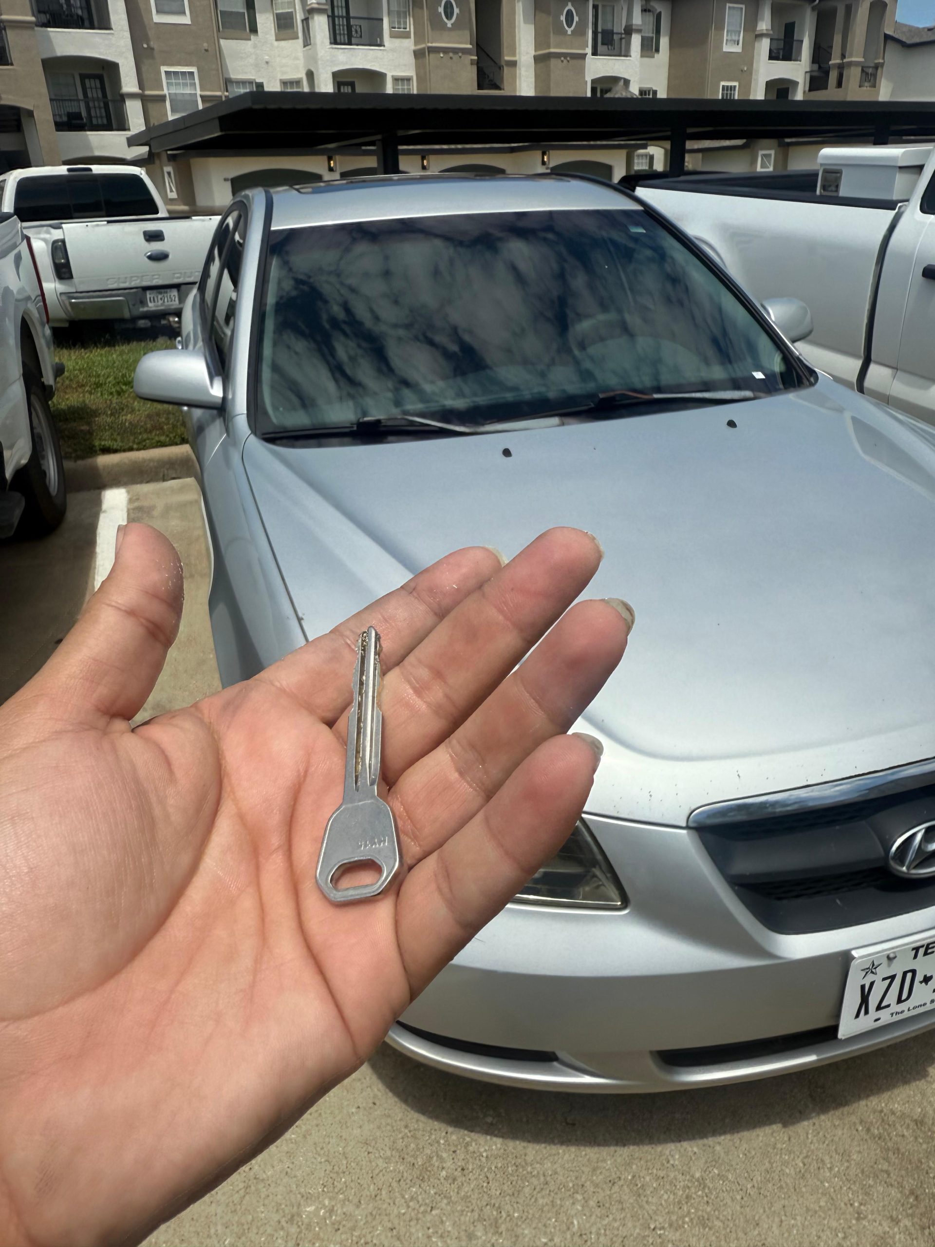vehicle key service shown in a real service photo